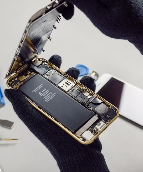 iphone15-plus-repairs-img04